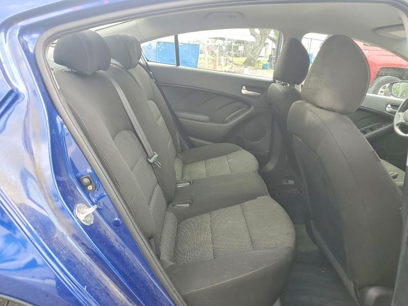 2017 Kia Forte მანქანა იყიდება აუქციონზე, vin: 3KPFK4A76HE133629, აუქციონის ნომერი: 48981136