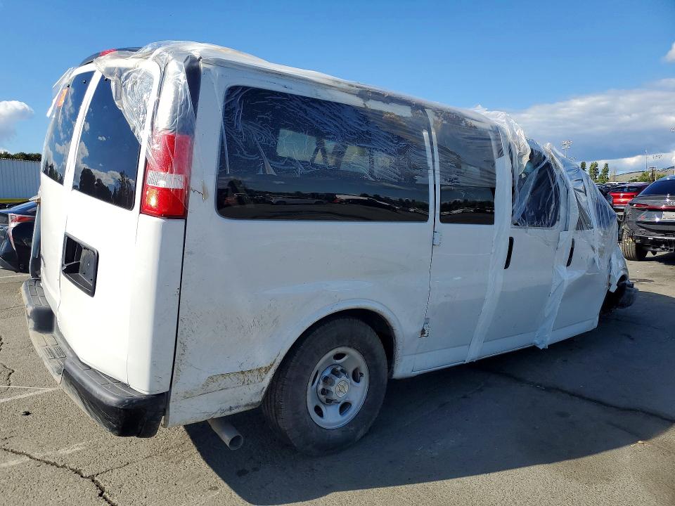 49868896 :رقم المزاد ، 1GAWGEFP9S1263133 vin ، 2025 Chevrolet Express G2500 مزاد بيع