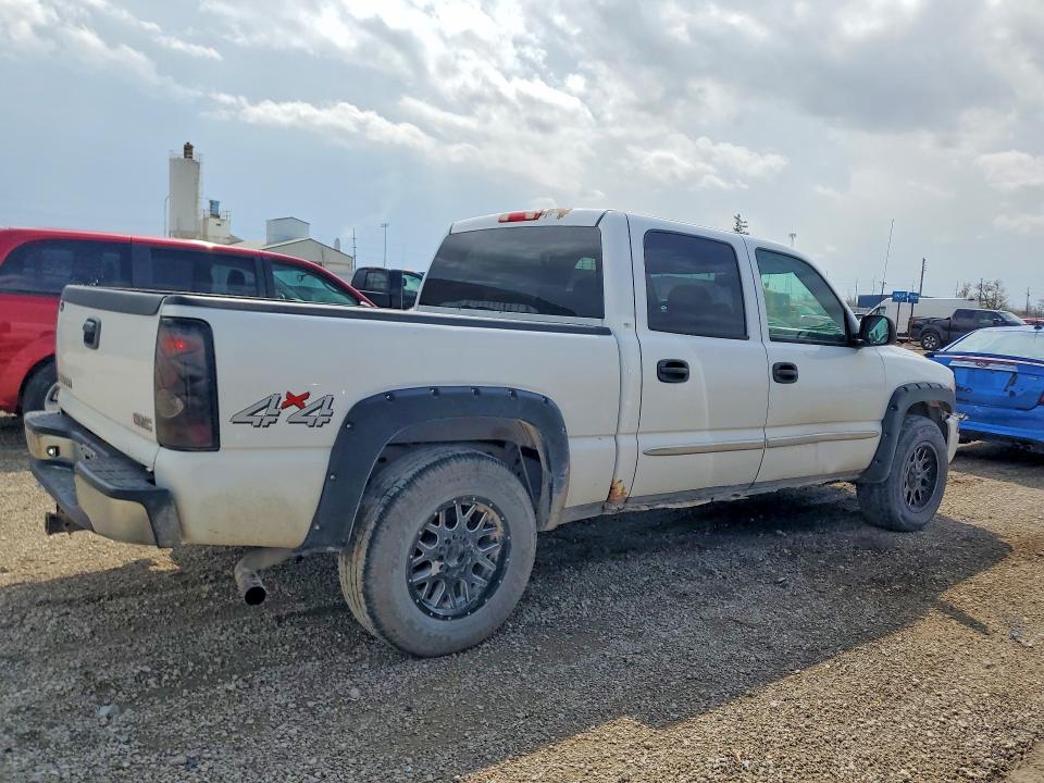 49825656 :رقم المزاد ، 2GTEK13T851223796 vin ، 2005 Gmc New Sierra مزاد بيع