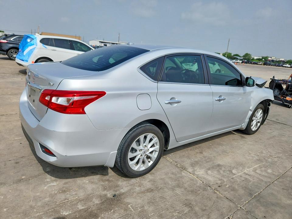 51272146 :رقم المزاد ، 3N1AB7AP8KY425612 vin ، 2019 Nissan Sentra مزاد بيع