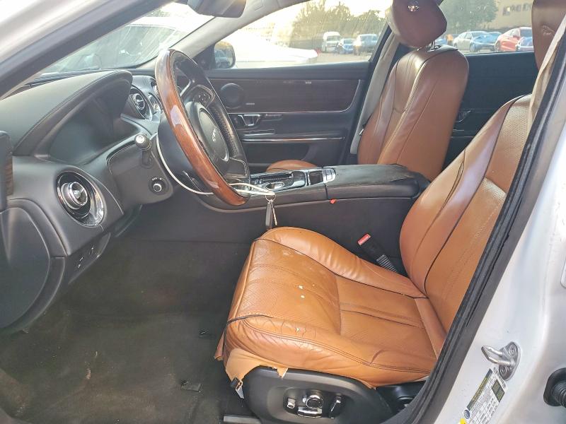 Продаж на аукціоні авто 2016 Jaguar Xj, vin: SAJWA1C74G8W01849, номер лоту: 49472546