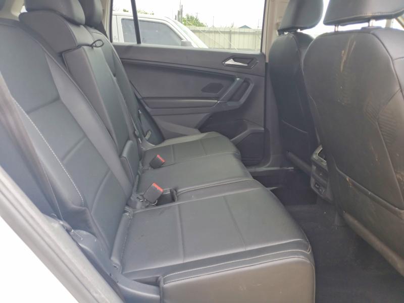 Aukcja sprzedaży 2018 Volkswagen Tiguan, vin: 3VV2B7AX9JM220471, numer aukcji: 51340806