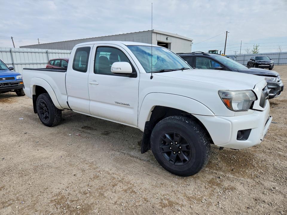 2014 Toyota Tacoma მანქანა იყიდება აუქციონზე, vin: 5TFUX4EN1EX024914, აუქციონის ნომერი: 51842396