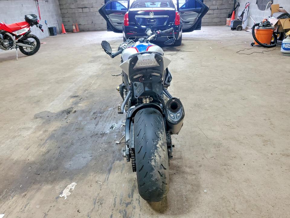 47402476 :رقم المزاد ، WB10D6203M6D55459 vin ، 2021 Bmw S 1000 مزاد بيع
