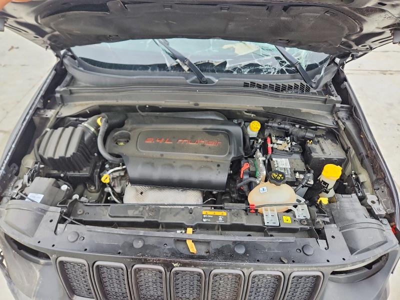 50184476 :رقم المزاد ، ZACNJCBB9MPM33462 vin ، 2021 Jeep Renegade مزاد بيع