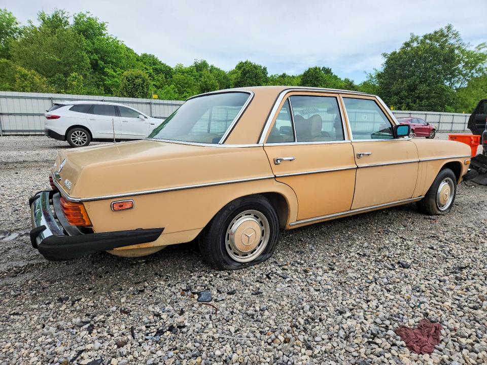 Продаж на аукціоні авто 1976 Mercedes Benz 240, vin: 11511412034327, номер лоту: 51170136