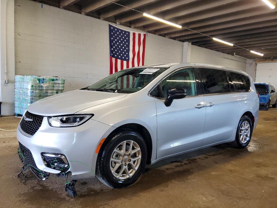 Продажа на аукционе авто 2024 Chrysler Pacifica, vin: 2C4RC1BG3RR148869, номер лота: 49256466