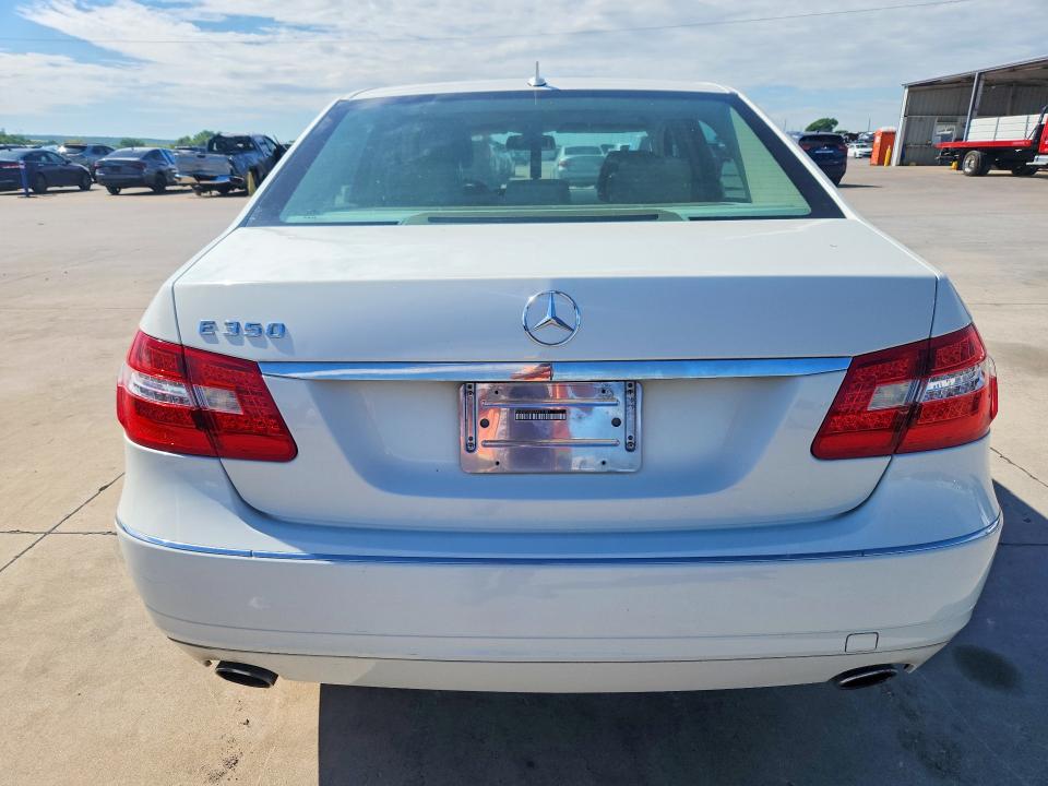 49159446 :رقم المزاد ، WDDHF5GB2AA031581 vin ، 2010 Mercedes-benz E مزاد بيع