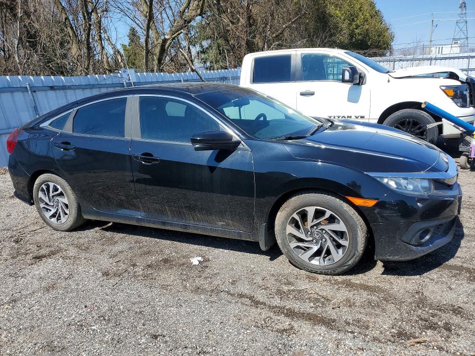 Продажа на аукционе авто 2018 Honda Civic, vin: 2HGFC2F85JH004733, номер лота: 48600756