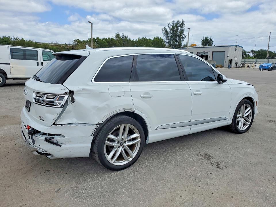 Продаж на аукціоні авто 2017 Audi Q7, vin: WA1VAAF74HD042344, номер лоту: 49601346