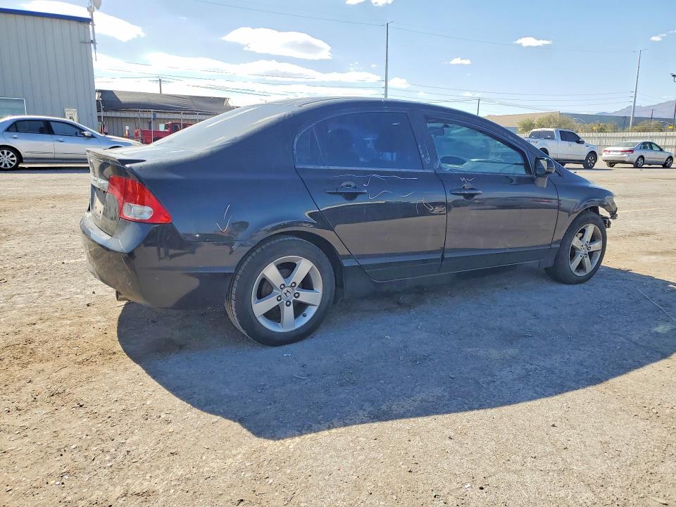 51312836 :رقم المزاد ، 19XFA1F69BE028141 vin ، 2011 Honda Civic مزاد بيع