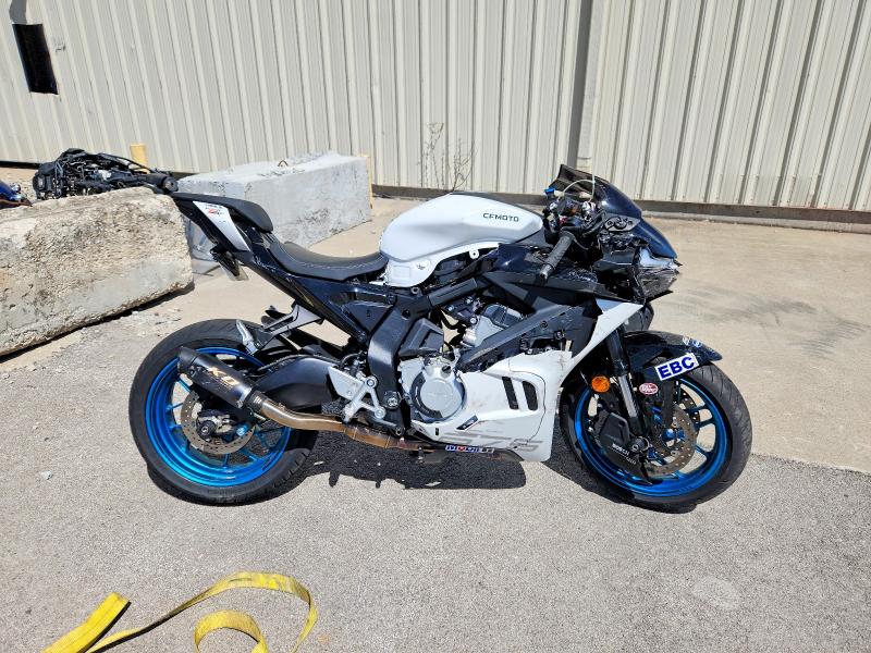 51081406 :رقم المزاد ، LCEPEVLP4S6001528 vin ، 2025 Cf Moto 675ss مزاد بيع