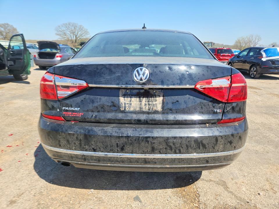 50630396 :رقم المزاد ، 1VWAT7A31GC038310 vin ، 2016 Volkswagen Passat مزاد بيع