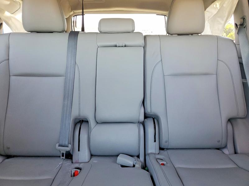 52089456 :رقم المزاد ، 5TDKKRFH3GS163656 vin ، 2016 Toyota Highlander مزاد بيع