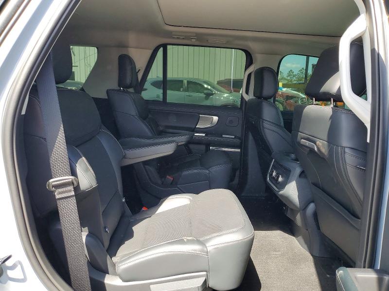 Продажа на аукционе авто 2025 Ford Expedition, vin: 1FMJU1M89SEA73920, номер лота: 50592606