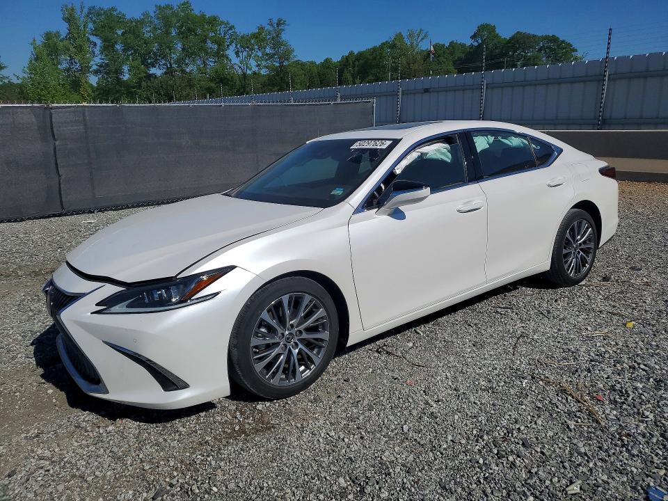 50297626 :رقم المزاد ، 58ABZ1B16KU007030 vin ، 2019 Lexus Es مزاد بيع