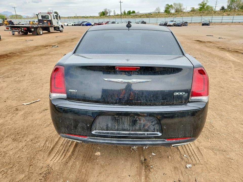 47383076 :رقم المزاد ، 2C3CCAGGXJH321204 vin ، 2018 Chrysler 300 مزاد بيع
