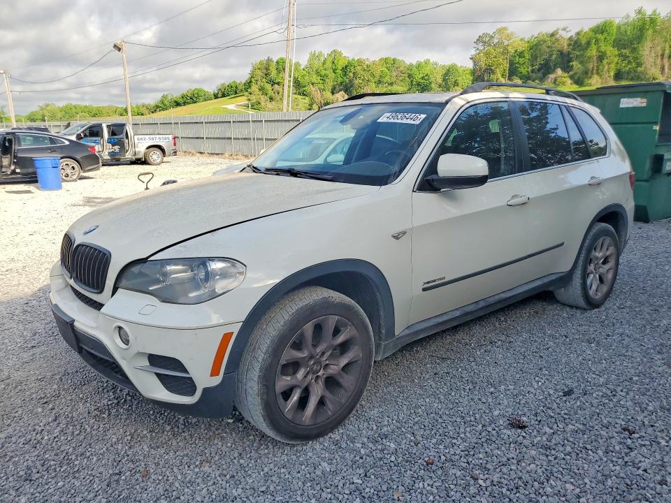 49636446 :رقم المزاد ، 5UXZV4C58D0E10527 vin ، 2013 Bmw X5 مزاد بيع