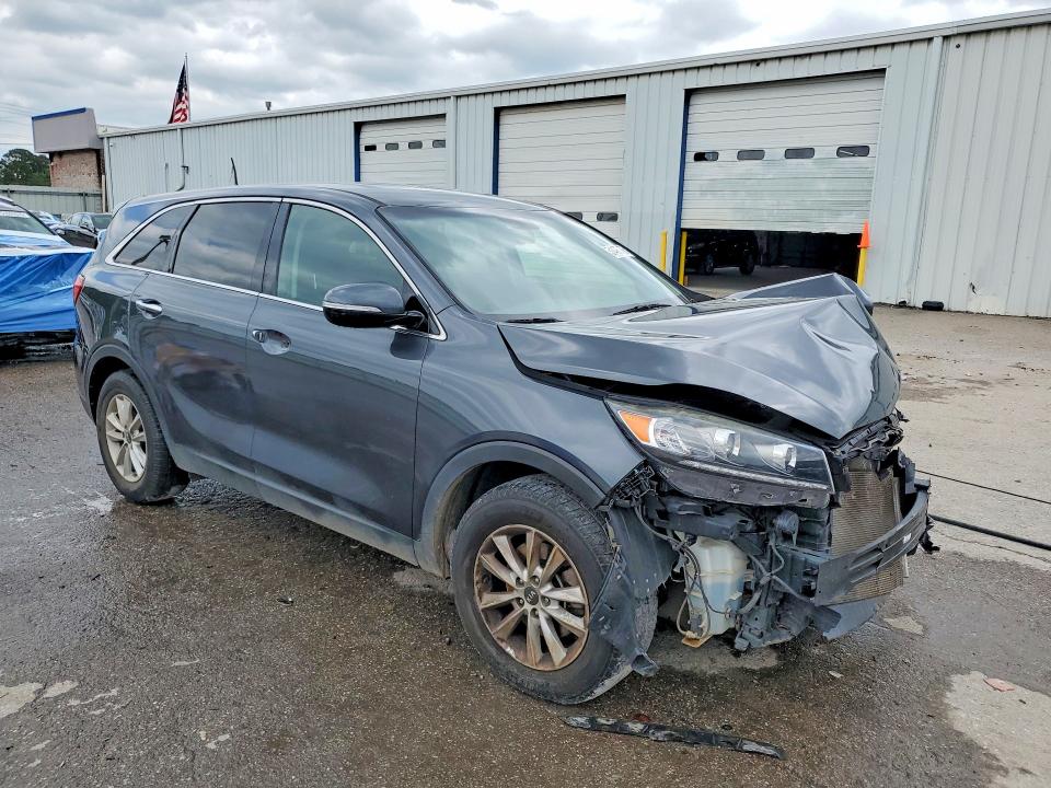 51495776 :رقم المزاد ، 5XYPG4A5XLG631817 vin ، 2020 Kia Sorento مزاد بيع