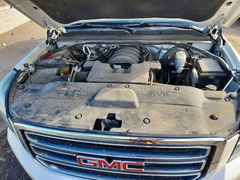 2015 Gmc Yukon Xl მანქანა იყიდება აუქციონზე, vin: 1GKS1HKC4FR567039, აუქციონის ნომერი: 48988166