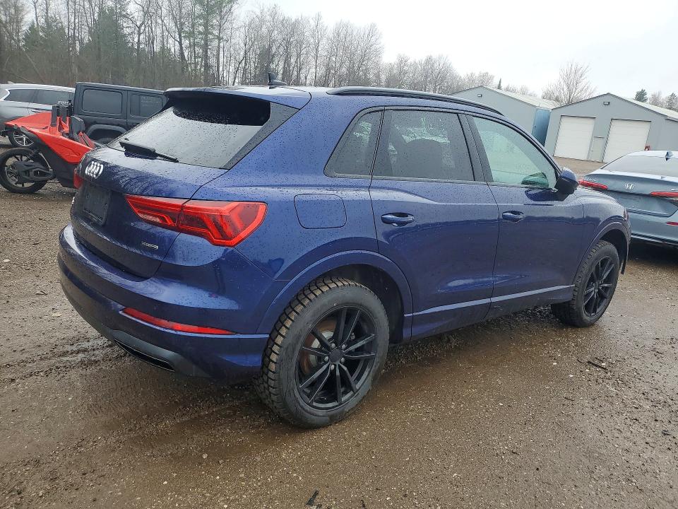 49708566 :رقم المزاد ، WA1AUCF3XN1076140 vin ، 2022 Audi Q3 مزاد بيع