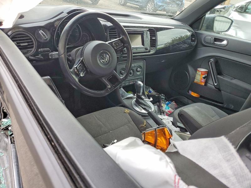 49736626 :رقم المزاد ، 3VWFD7AT6KM711800 vin ، 2019 Volkswagen Beetle مزاد بيع