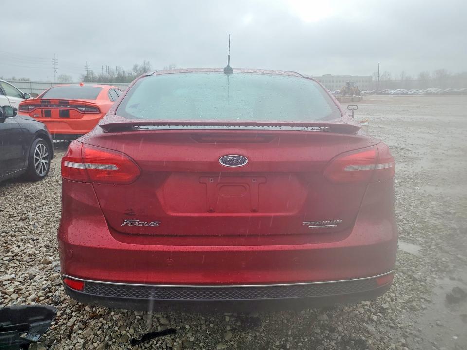 48456506 :رقم المزاد ، 1FADP3J28FL313860 vin ، 2015 Ford Focus مزاد بيع