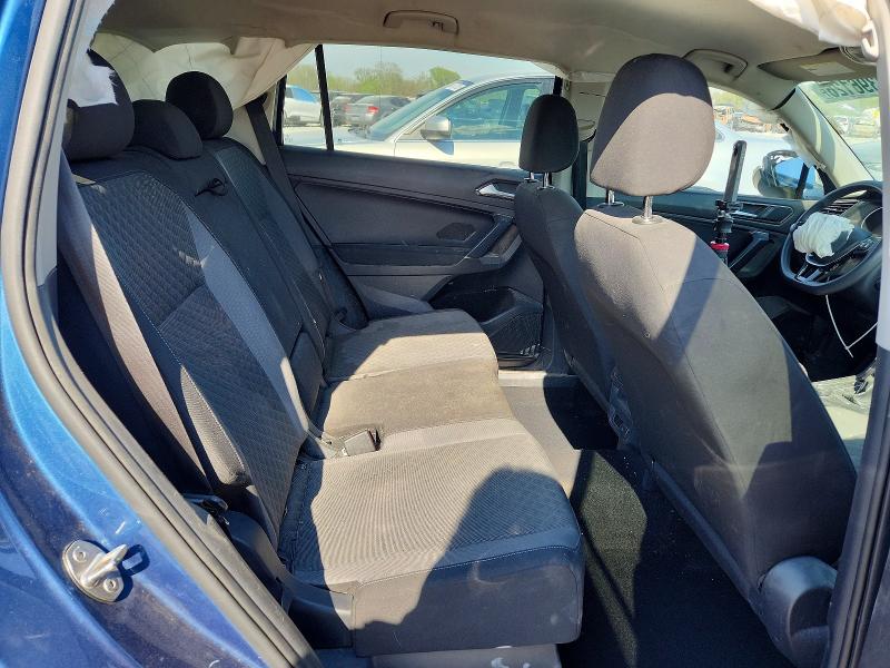 Продажа на аукционе авто 2018 Volkswagen Tiguan, vin: 3VV0B7AX8JM018454, номер лота: 49396126