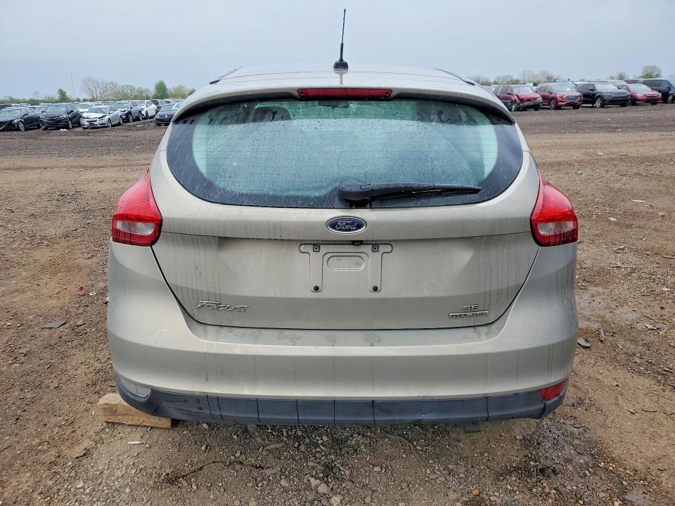 51383096 :رقم المزاد ، 1FADP3K25FL215769 vin ، 2015 Ford Focus مزاد بيع