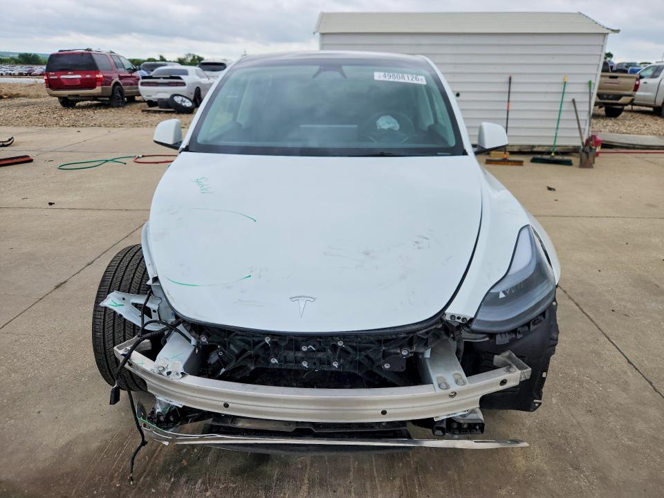 2024 Tesla Model Y მანქანა იყიდება აუქციონზე, vin: 7SAYGDEE3RA333415, აუქციონის ნომერი: 49808126