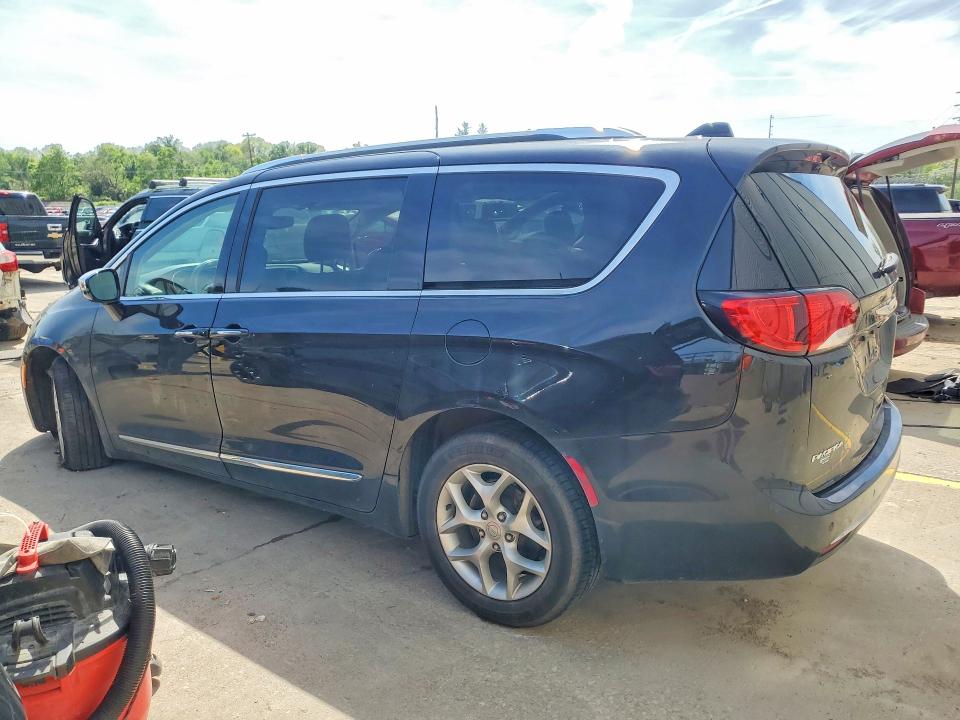 2020 Chrysler Pacifica მანქანა იყიდება აუქციონზე, vin: 2C4RC1GG4LR144104, აუქციონის ნომერი: 50495856