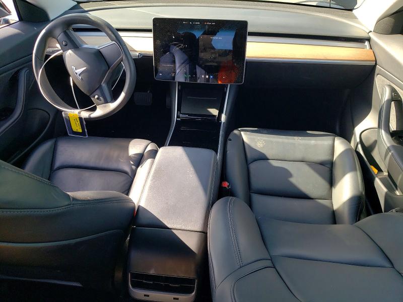 51027306 :رقم المزاد ، 5YJ3E1EB4LF710474 vin ، 2020 Tesla Model 3 مزاد بيع