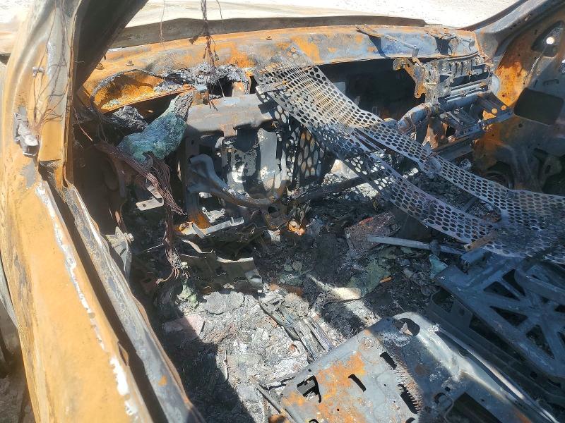 49228006 :رقم المزاد ، 1GTHK29K58E105323 vin ، 2008 Gmc Sierra مزاد بيع