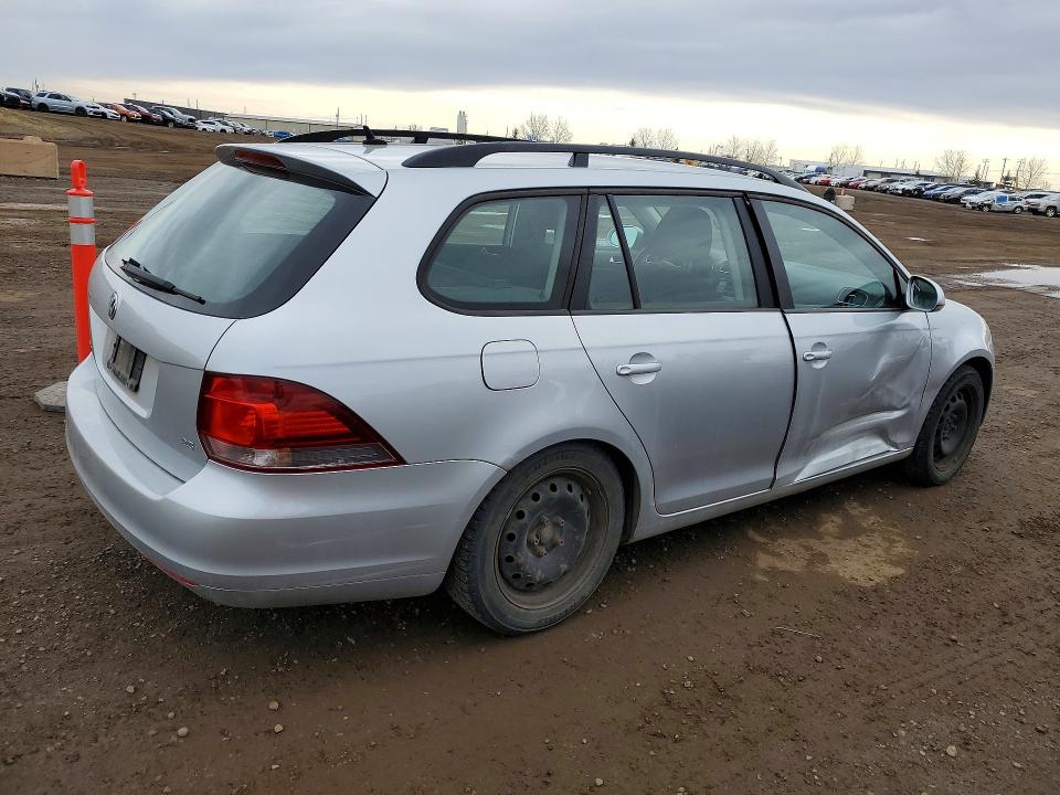 2010 Volkswagen Jetta მანქანა იყიდება აუქციონზე, vin: 3VWKX8AJ8AM621833, აუქციონის ნომერი: 49737116