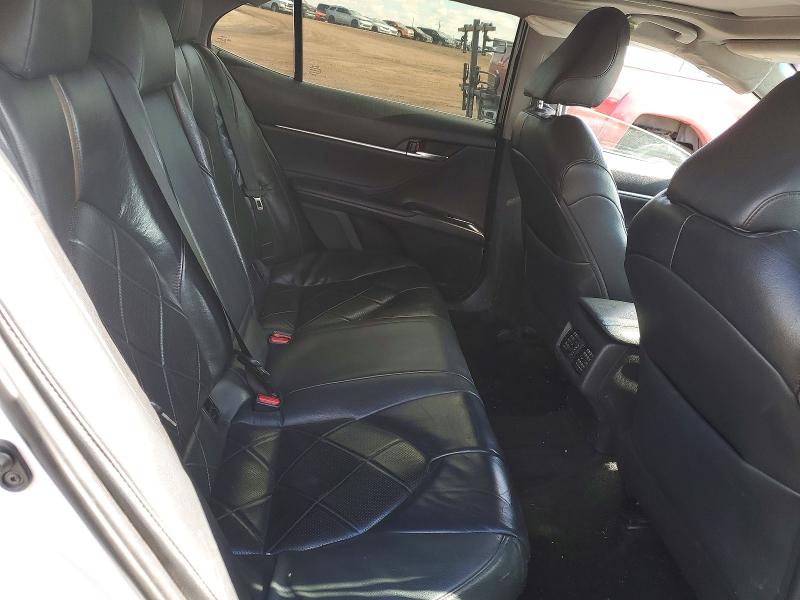 2018 Toyota Camry მანქანა იყიდება აუქციონზე, vin: 4T1B21HK7JU002851, აუქციონის ნომერი: 48670886