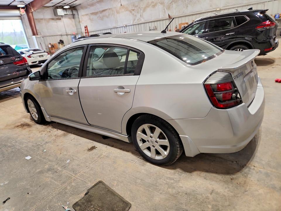 51900326 :رقم المزاد ، 3N1AB6AP7BL651714 vin ، 2011 Nissan Sentra مزاد بيع