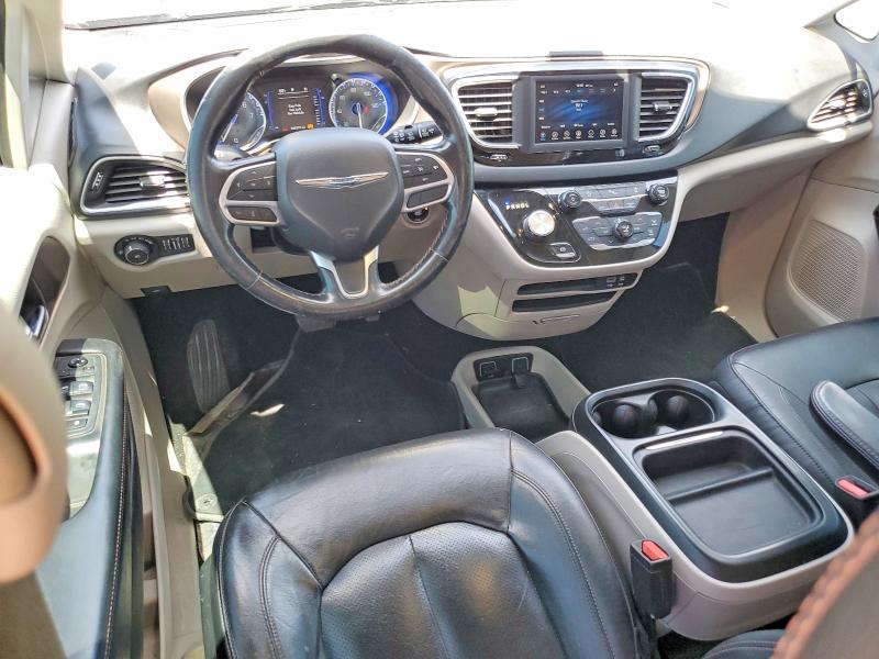 50194556 :رقم المزاد ، 2C4RC1BG1KR609136 vin ، 2019 Chrysler Pacifica مزاد بيع