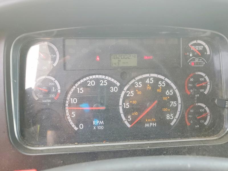 47841386 :رقم المزاد ، 1FVACWDT4DDBV0654 vin ، 2013 Freigliner M2 مزاد بيع