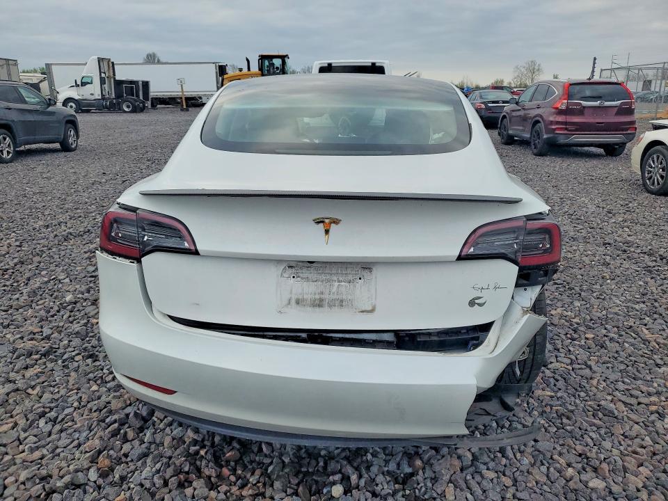 Продаж на аукціоні авто 2023 Tesla Model 3, vin: 5YJ3E1EA8PF493508, номер лоту: 49708176