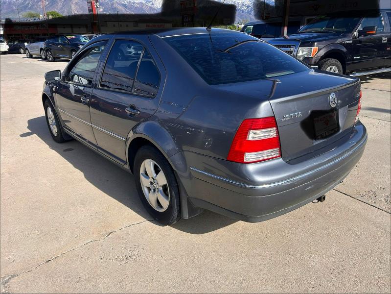 51905456 :رقم المزاد ، 3VWSR69M94M131368 vin ، 2004 Volkswagen Jetta مزاد بيع