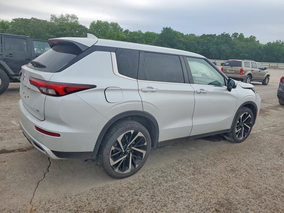 Продаж на аукціоні авто 2023 Mitsubishi Outlander, vin: JA4J3UA80PZ058553, номер лоту: 50887376