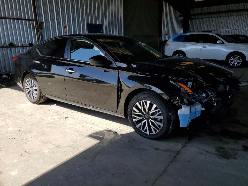 51335156 :رقم المزاد ، 1N4BL4DVXRN305962 vin ، 2024 Nissan Altima مزاد بيع