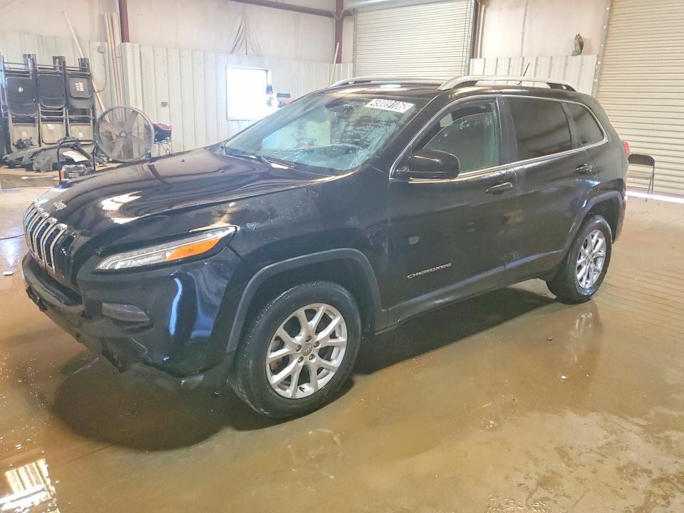 49089106 :رقم المزاد ، 1C4PJMCB2JD500493 vin ، 2018 Jeep Cherokee مزاد بيع