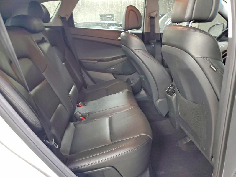 Продажа на аукционе авто 2018 Hyundai Tucson, vin: KM8J33A22JU717051, номер лота: 47945906