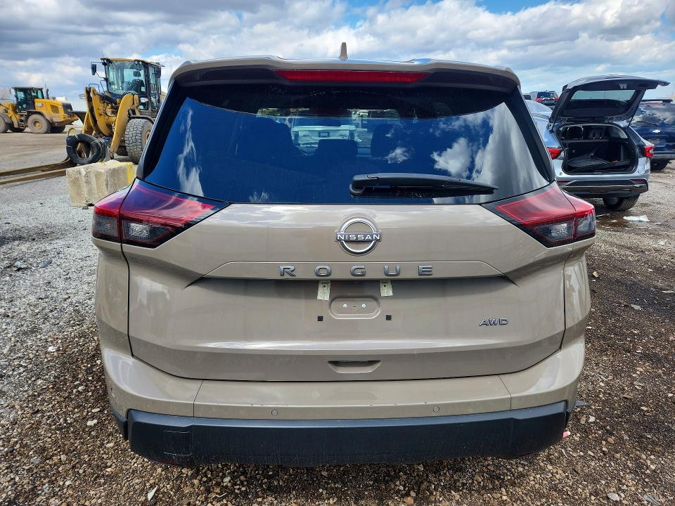 49078906 :رقم المزاد ، 5N1BT3BB8SC770427 vin ، 2025 Nissan Rogue مزاد بيع