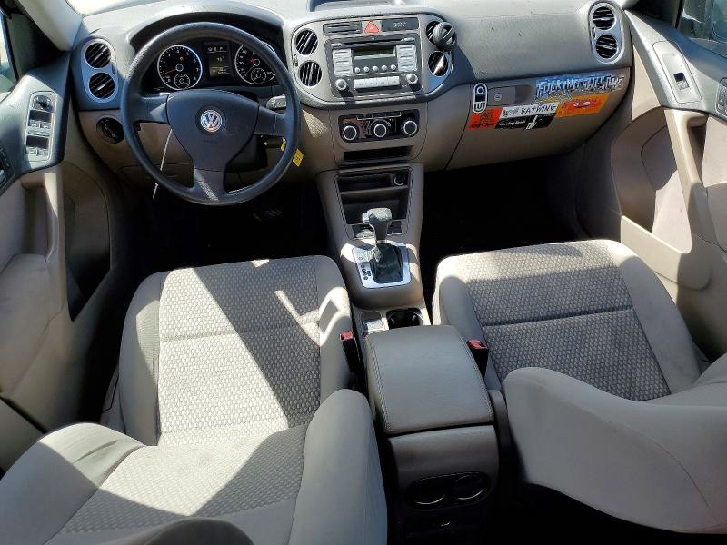 50593586 :رقم المزاد ، WVGBV7AX5AW521529 vin ، 2010 Volkswagen Tiguan مزاد بيع