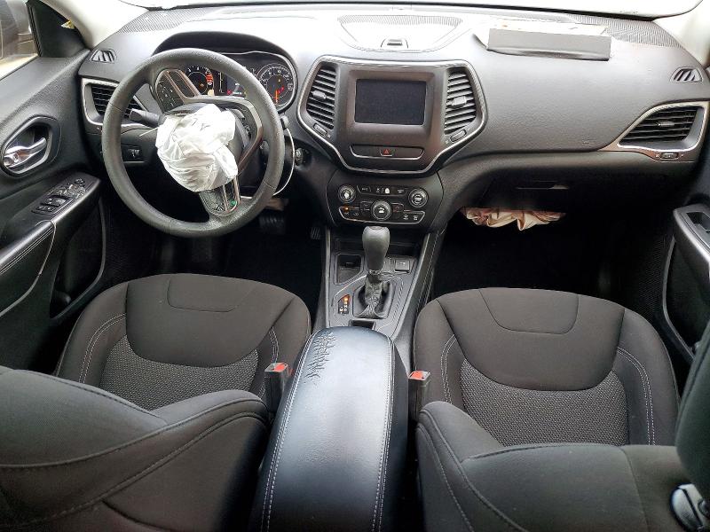 51035586 :رقم المزاد ، 1C4PJLCB6LD624344 vin ، 2020 Jeep Cherokee مزاد بيع