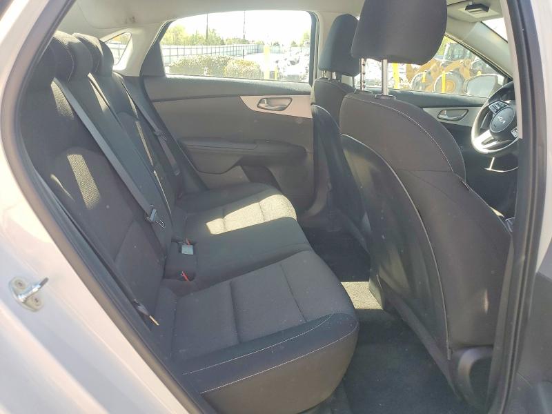 2024 Kia Forte მანქანა იყიდება აუქციონზე, vin: 3KPF24AD0RE755117, აუქციონის ნომერი: 49660376