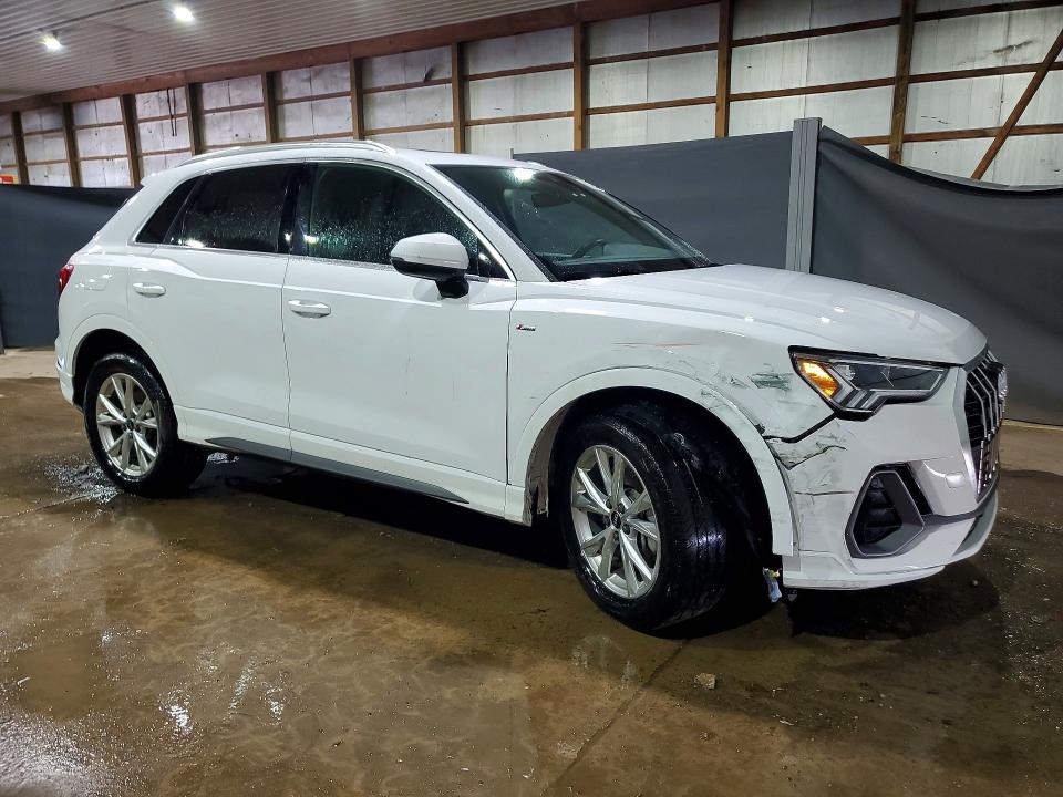 50481026 :رقم المزاد ، WA1DECF39S1021507 vin ، 2025 Audi Q3 مزاد بيع