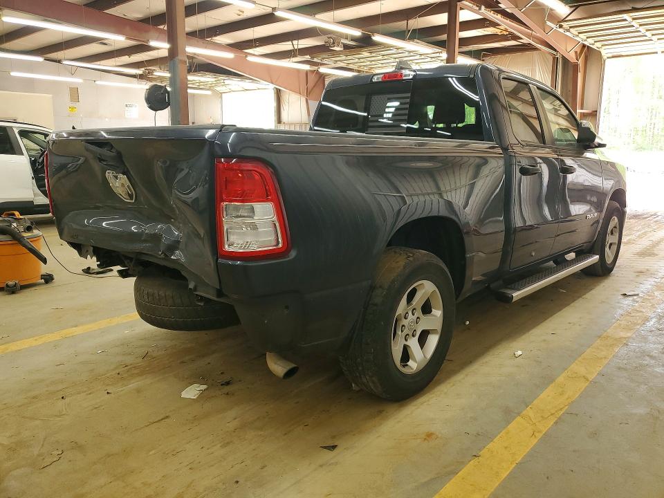 49615736 :رقم المزاد ، 1C6RRECT4KN596808 vin ، 2019 Ram 1500 مزاد بيع